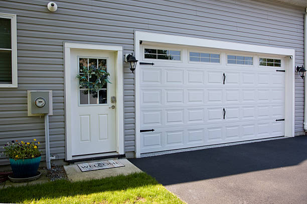 24/7 Emergency Garage Door Roller Replacement experts in Mountain View, CA